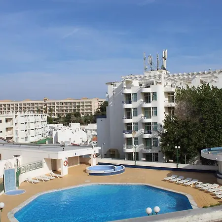 Naturmar Αλμπουφέιρα